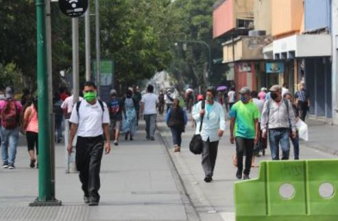 Luego del confinamiento, se espera una etapa de arranque y de recuperación, pero bajo el concepto de una "economía de bajo contacto". (Foto Prensa Libre: Érick Ávila)
