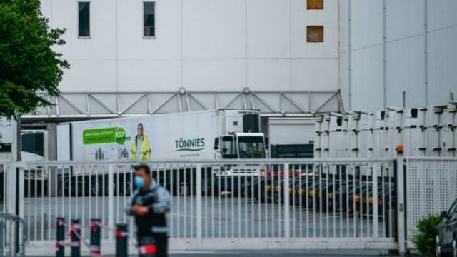 Hasta ahora se ha realizado el test de coronavirus a unos 1.000 trabajadores. (Foto Prensa Libre: AFP)