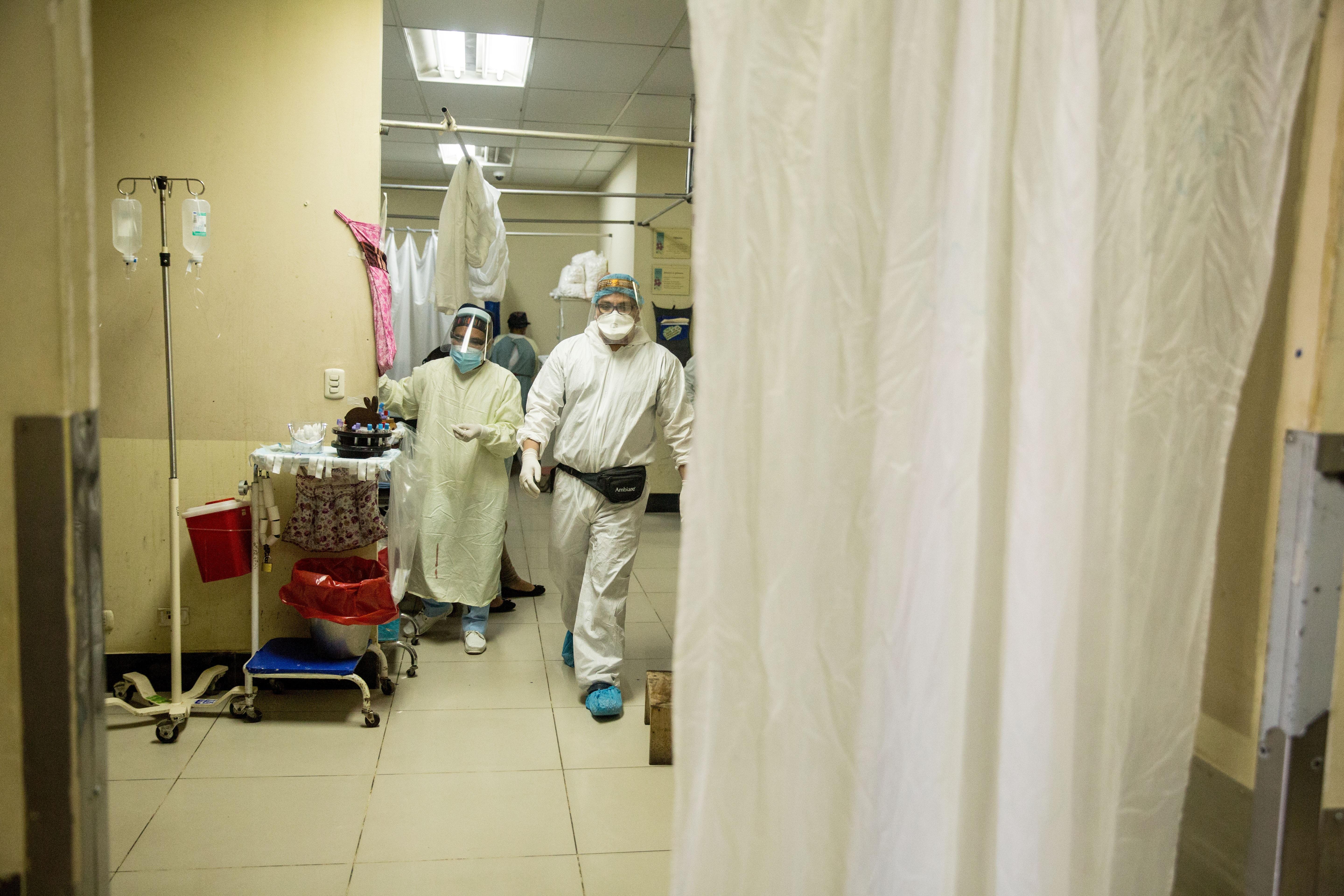 El Ministerio de Salud autorizó a los hospitales privados atender casos de covid-19. (Foto Prensa Libre: Hemeroteca PL)