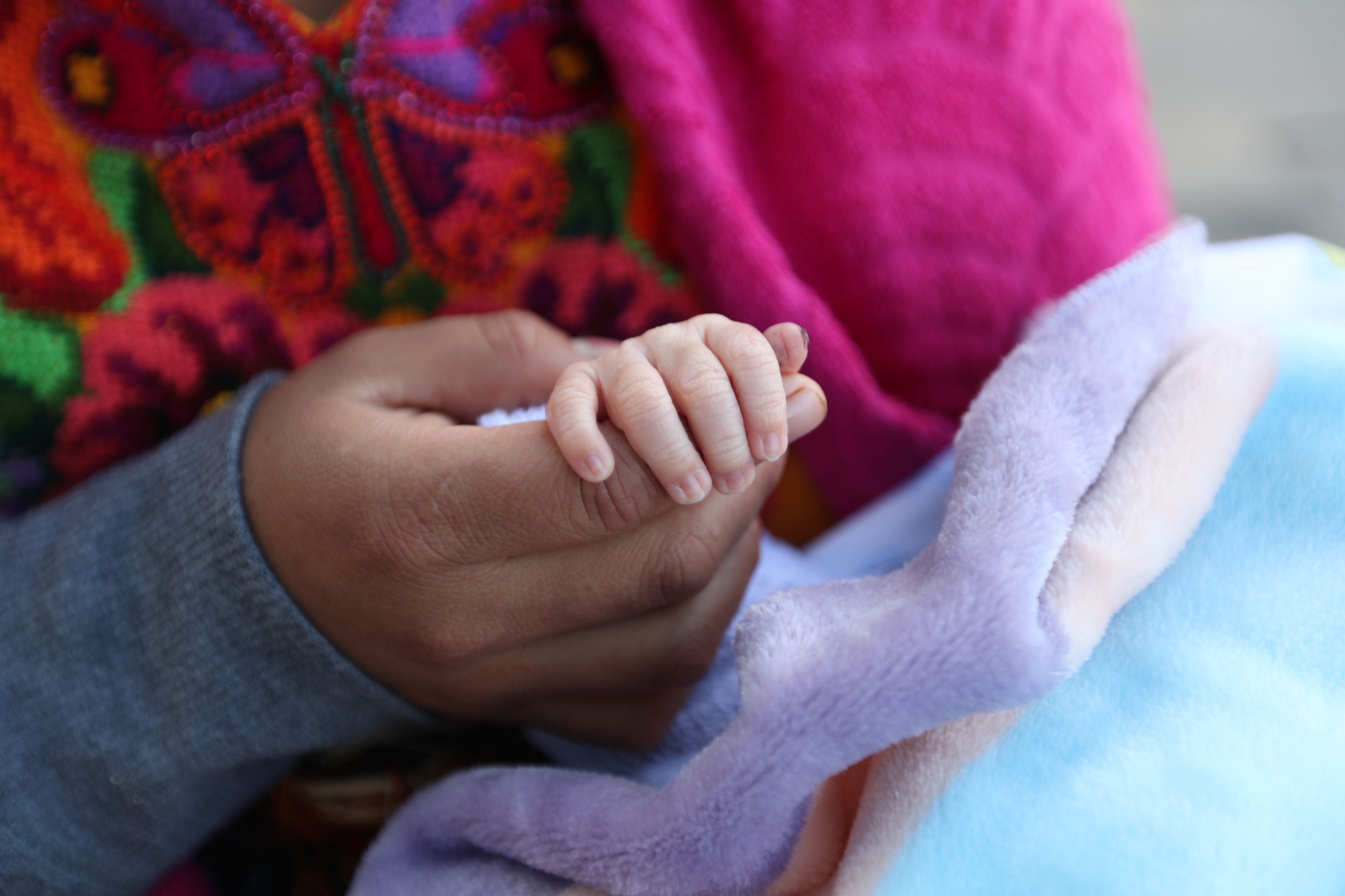 Para el nacimiento de la niña intervinieron siete médicos y seis enfermeras del HRO. (Foto Prensa Libre: María Longo)  