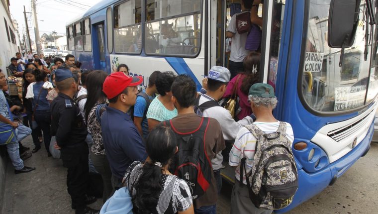 Las pruebas con pasajeros del Transurbano para este sábado serán gratuitas. (Foto: Hemeroteca PL)