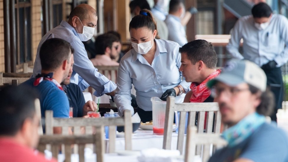 A pesar de que se sigan las medidas sanitarias adecuadas, algunos lugares son fuente de alto riesgo de contagio.