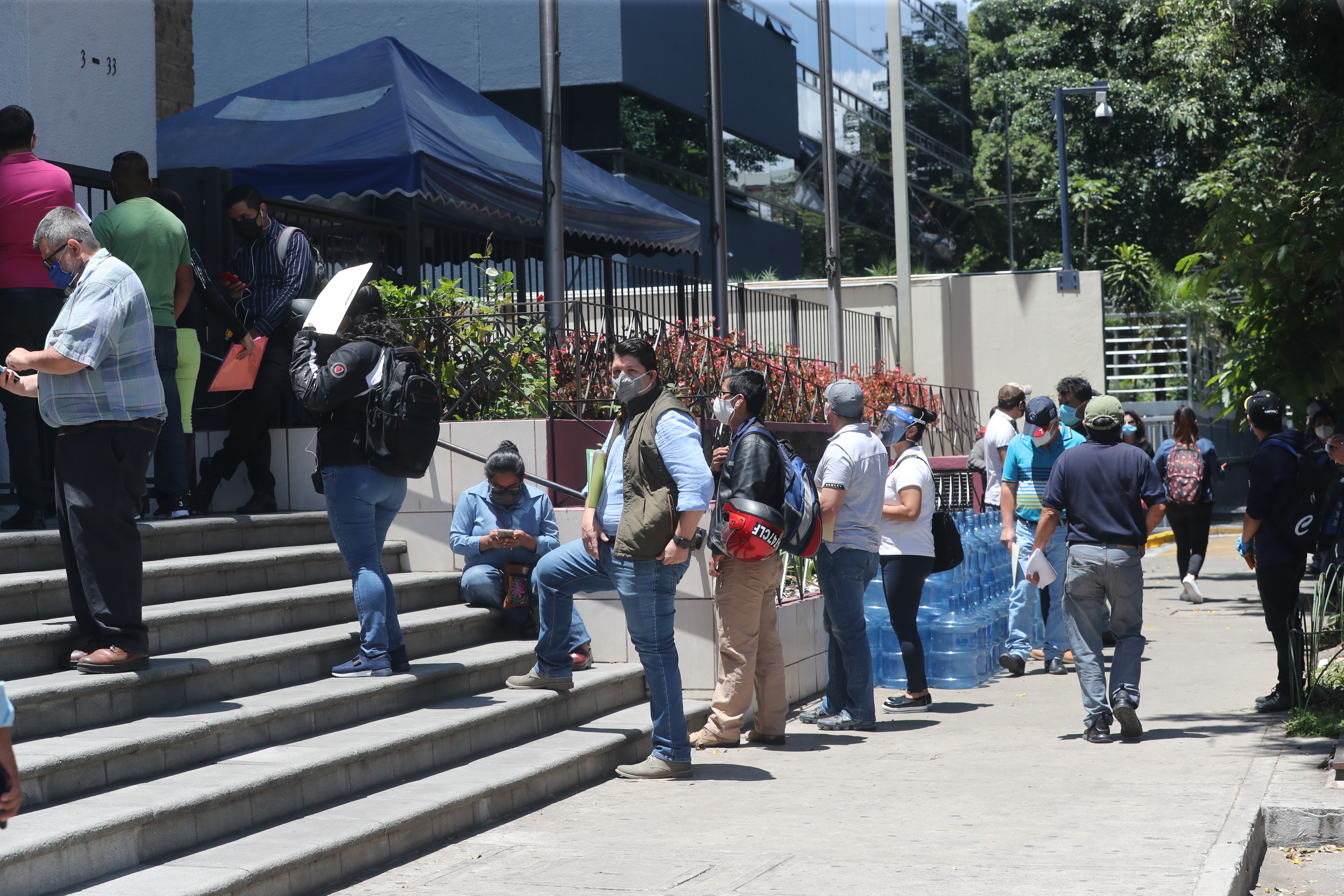 El temor por perder el empleo o no conseguir uno en medio de la pandemia son algunas de las causas que más preocupan en la actualidad, según expertos en salud mental. Fotografía: Prensa Libre (Erick Avila). 