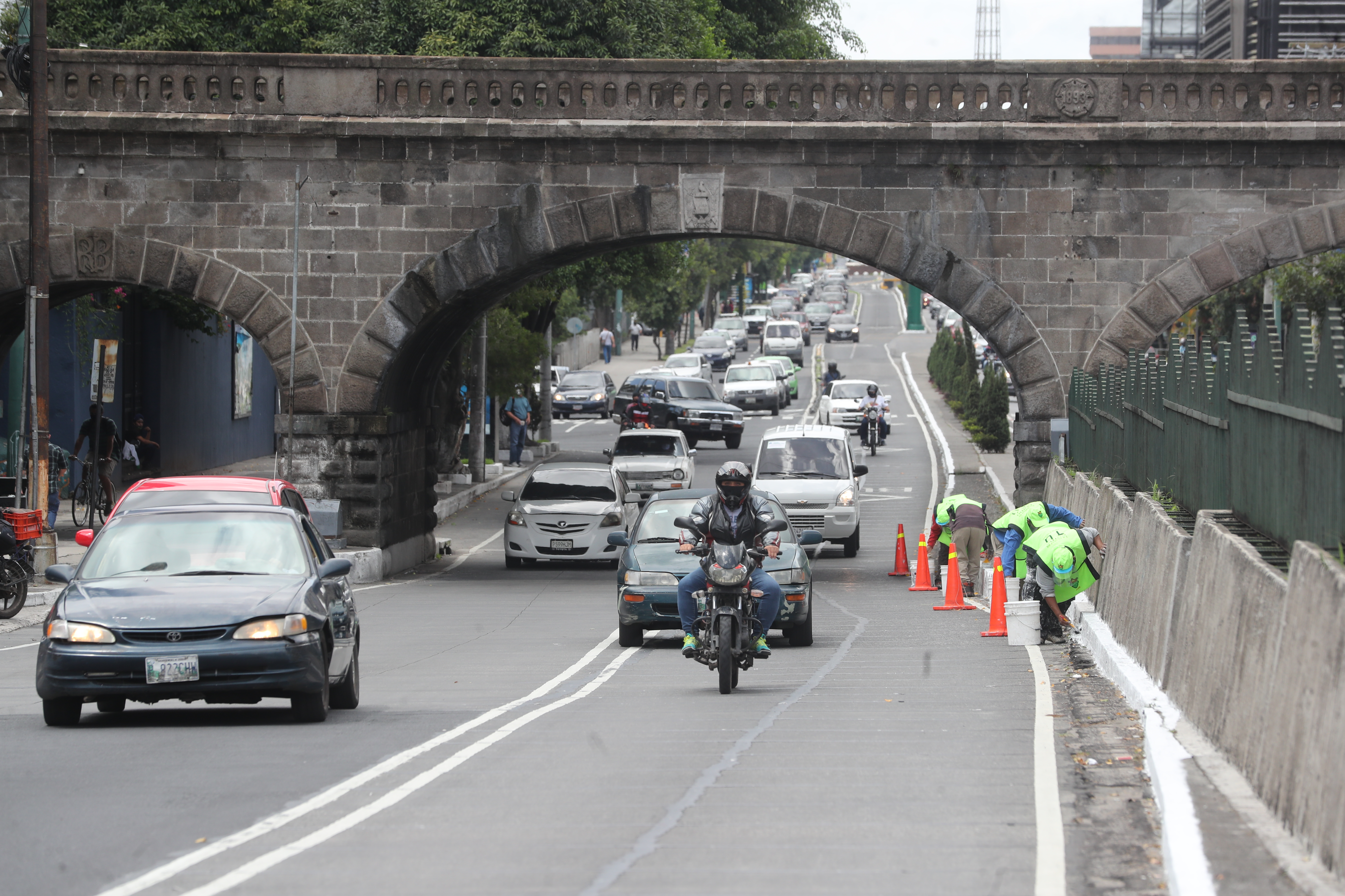 En la ciudad de Guatemala aún no transiten los buses colectivos y el tema de costo de pasaje es uno de los que está en discusión. (Foto Prensa Libr: Hemeroteca)

Fotografa. Erick Avila:                        30/07/2020