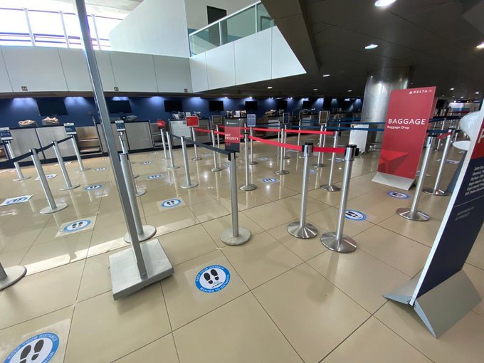 El Aeropuerto Internacional La Aurora  sigue cerrado para vuelos comerciales. (Foto, Prensa Libre: Hemeroteca PL) .