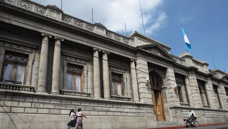 De acuerdo con diputado, se están siguiendo todas las medidas necesarias en el Congreso para frenar el coronavirus. (Foto: Hemeroteca PL)