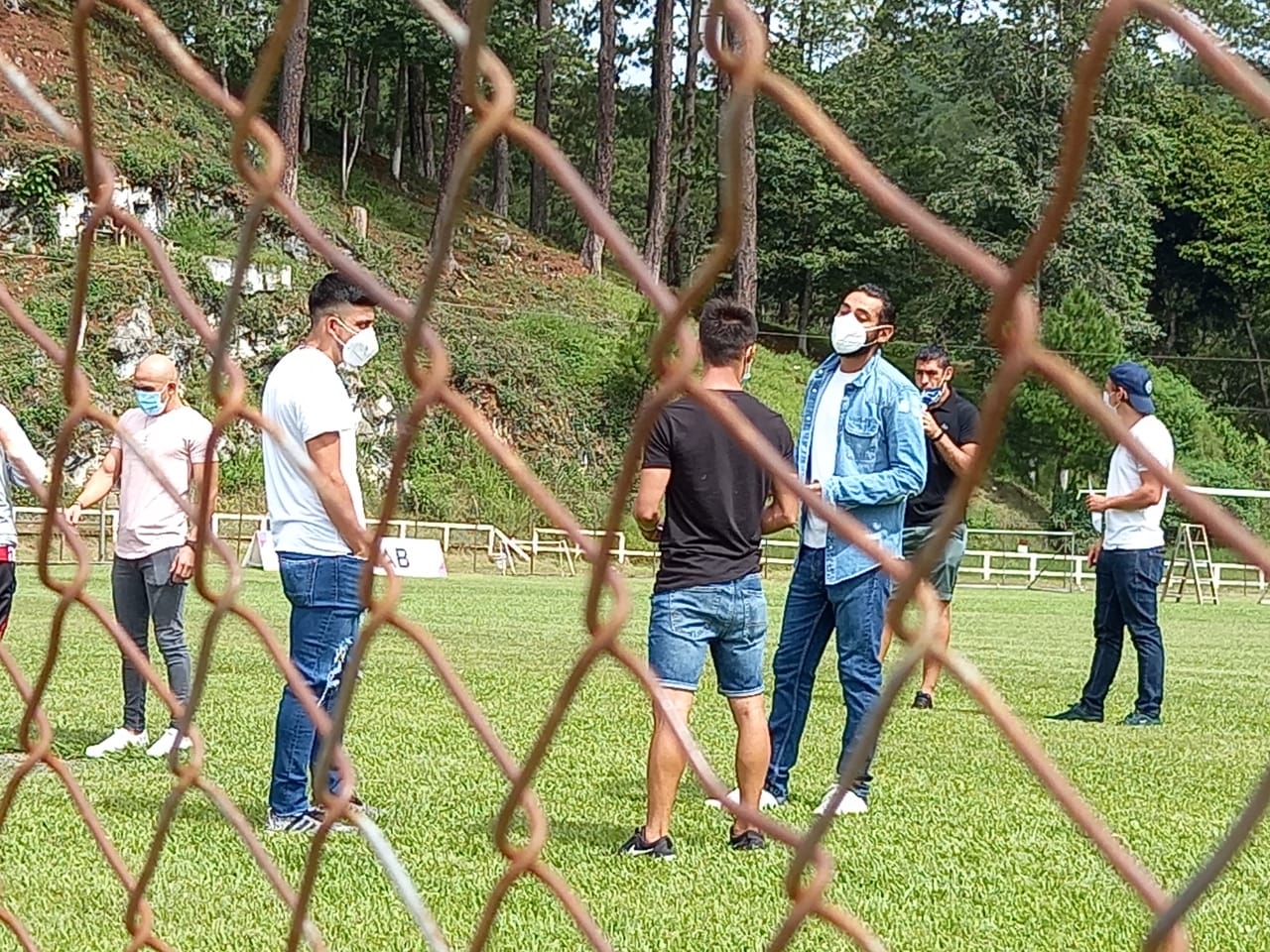 Los jugadores de Cobán Imperial, en el estadio Verapaz. (Foto Prensa Libre: La Red)