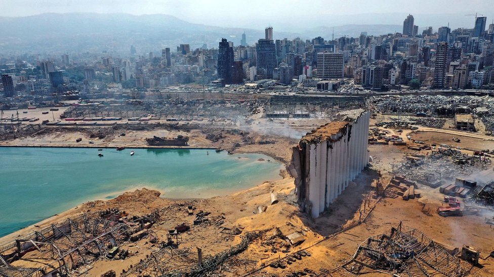 El puerto de Beirut, el corazón de la ciudad, quedó totalmente destruido.