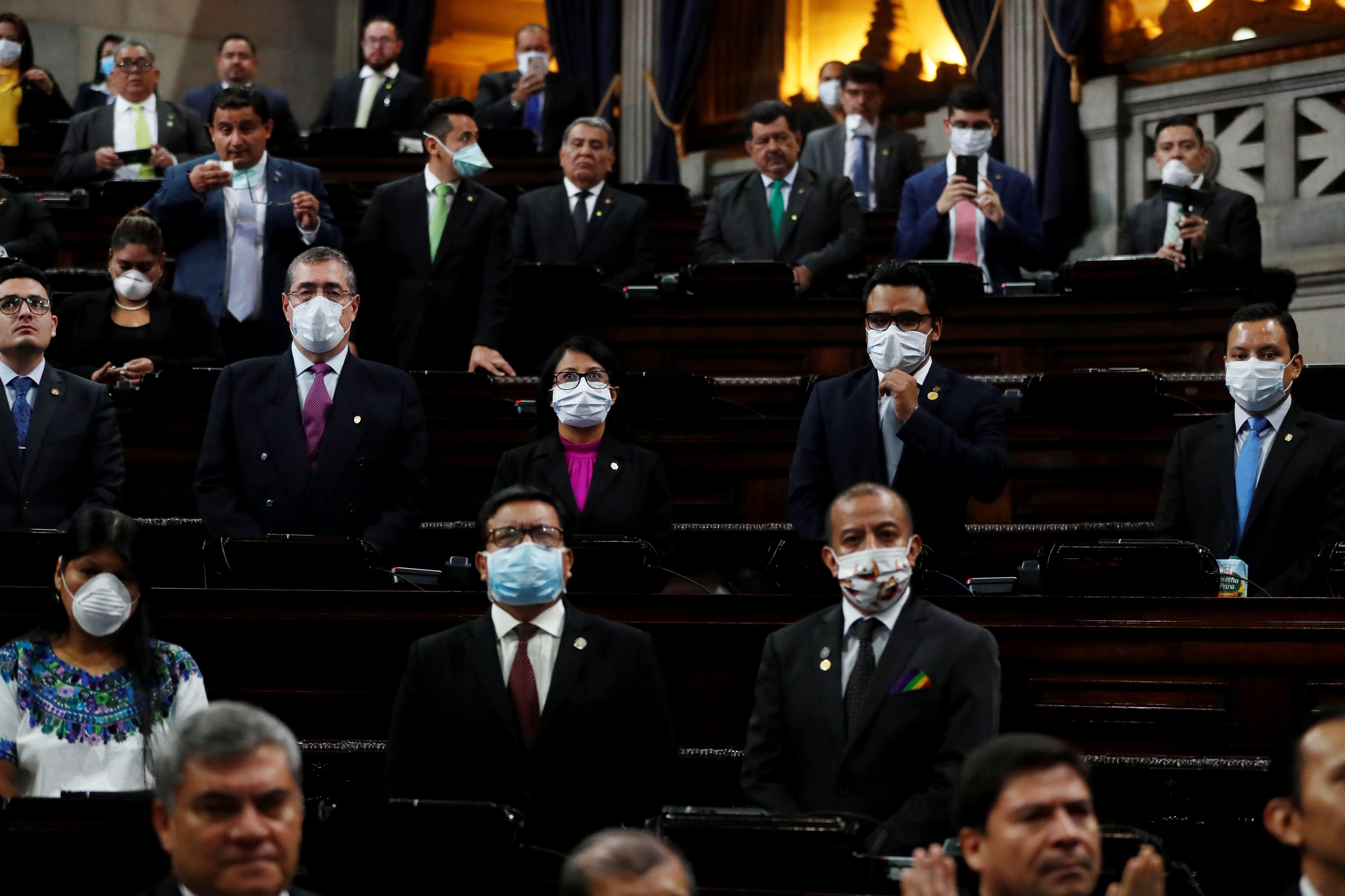 Congreso anuncia que reanudará sesiones guardando las medidas de prevención del covid-19. (Foto Prensa Libre: Hemeroteca PL)