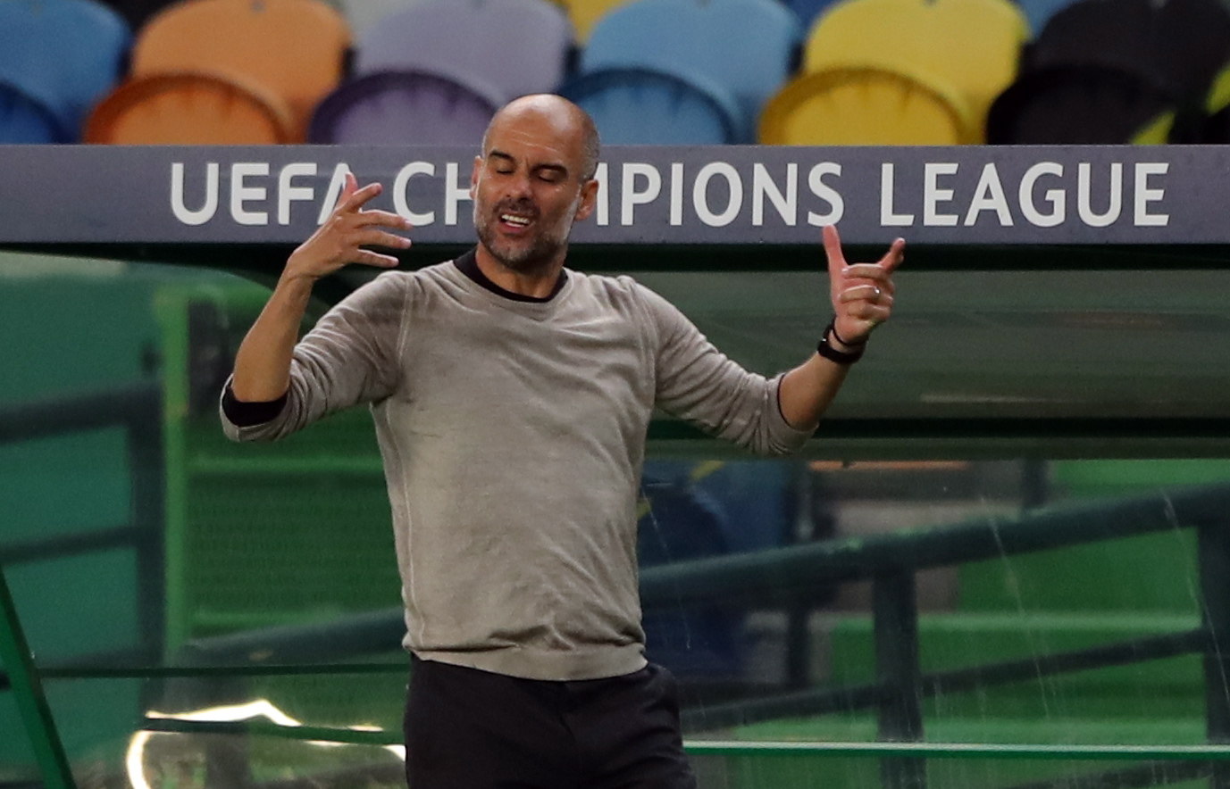 Pep Guardiola sufrió desde la banca la derrota del Manchester City frente al Lyon. Foto Prensa Libre EFE.