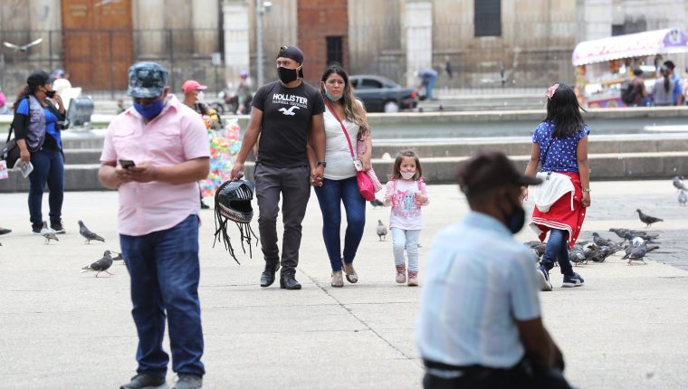 Más municipios tendrán actividades con restricciones para evitar contagios de coronavirus. (Foto Prensa Libre: Hemeroteca PL)