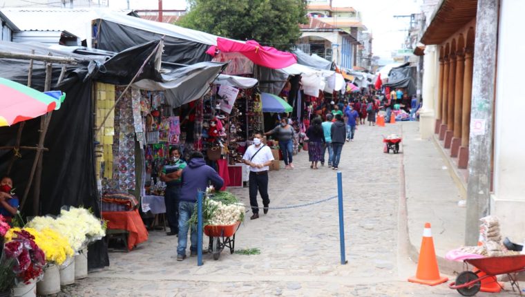 El semáforo epidemiológico determina el tipo de actividades permitidas en un municipio. (Foto: Hemeroteca PL)