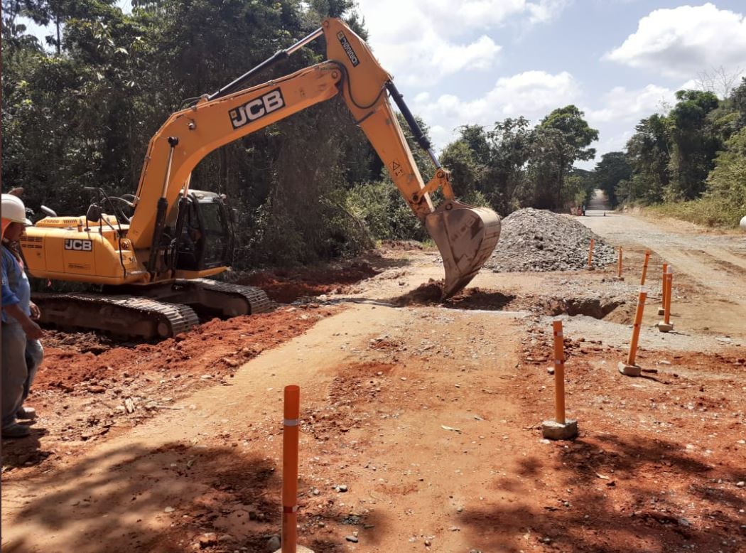 La ley exige que cualquier proyecto de infraestructura cuente con estudios de prefactibilidad. En la imagen, un tramo de la ruta que de Ixcán, Quiché, conduce a la frontera de Ingenieros con México. (Foto: CIV)