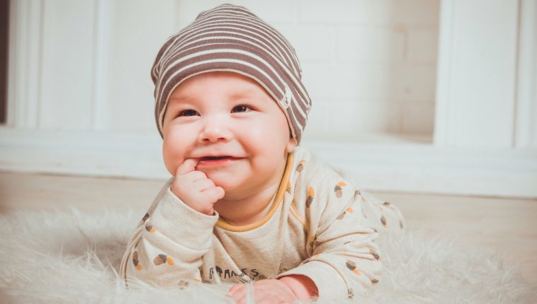 Existen dudas sobre cómo utilizar la mascarilla y a qué edad es recomendable. (Foto Prensa Libre: Victoria Borodinova en Pexels)