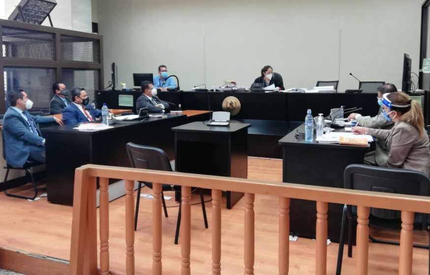 Sala donde se llevó a cabo la audiencia en el caso contra diputados señalados en el caso Plaza Fantasma. (Foto Prensa Libre: Edwin Pitán) 