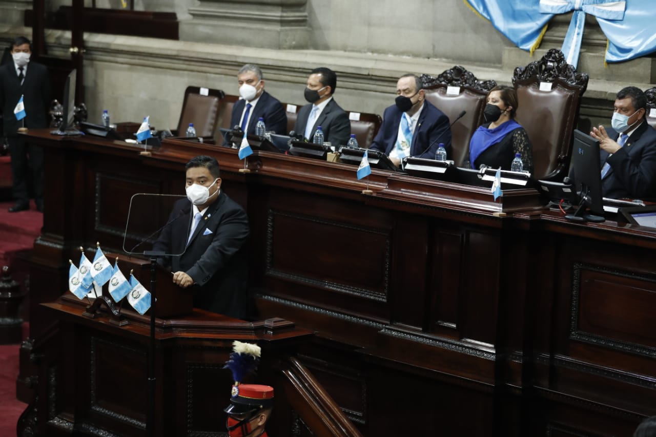 Según la UNE, Giammattei busca la reelección de Allan Rodríguez como presidente del Congreso para 2021. (Foto Prensa Libre: Hemeroteca PL)