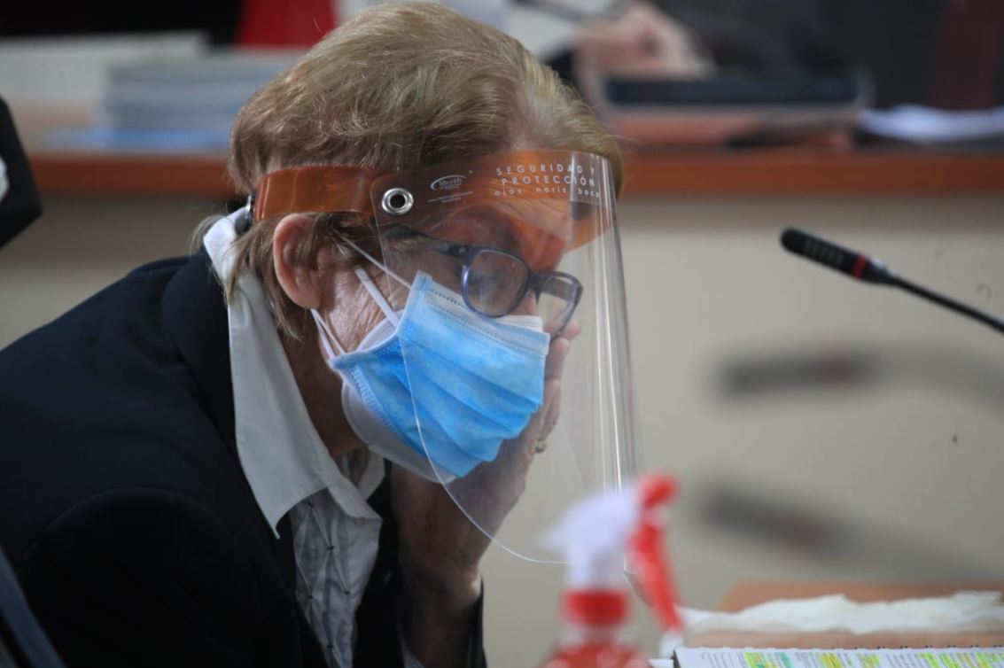 Expresidenta de la Corte Suprema de Justicia (CSJ), Beatriz Ofelia de León, en el Tribunal de Mayor Riesgo C. (Foto Prensa Libre: Carlos Hernández)