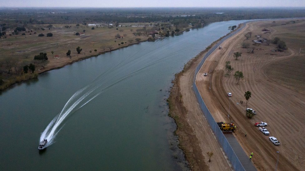 La construcción de un muro en la frontera con México es uno de los principales objetivos de Donald Trump. (Foto Prensa Libre: Reuters)