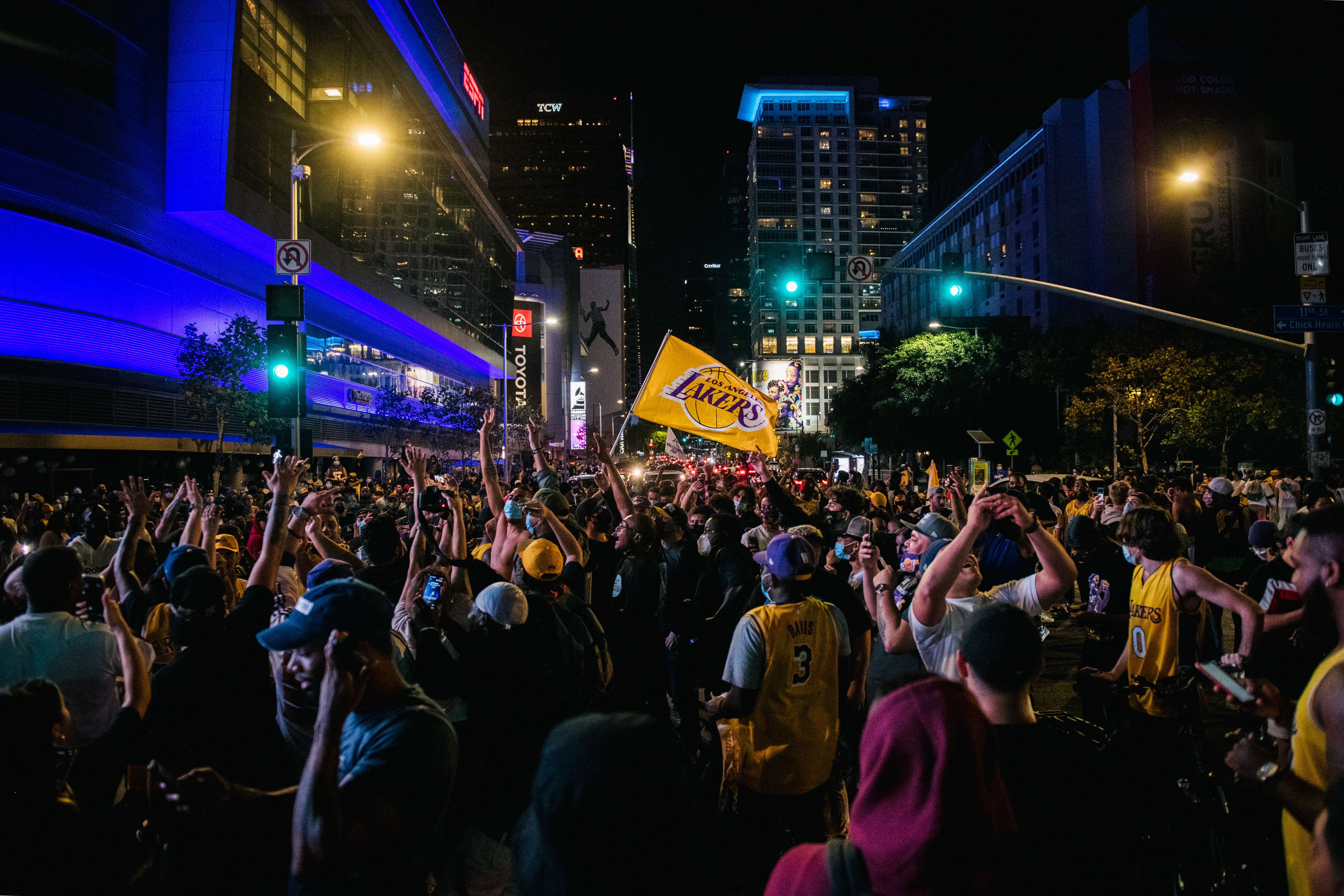 Miles de fanáticos de Los Ángeles celebraron. (Foto: AFP)