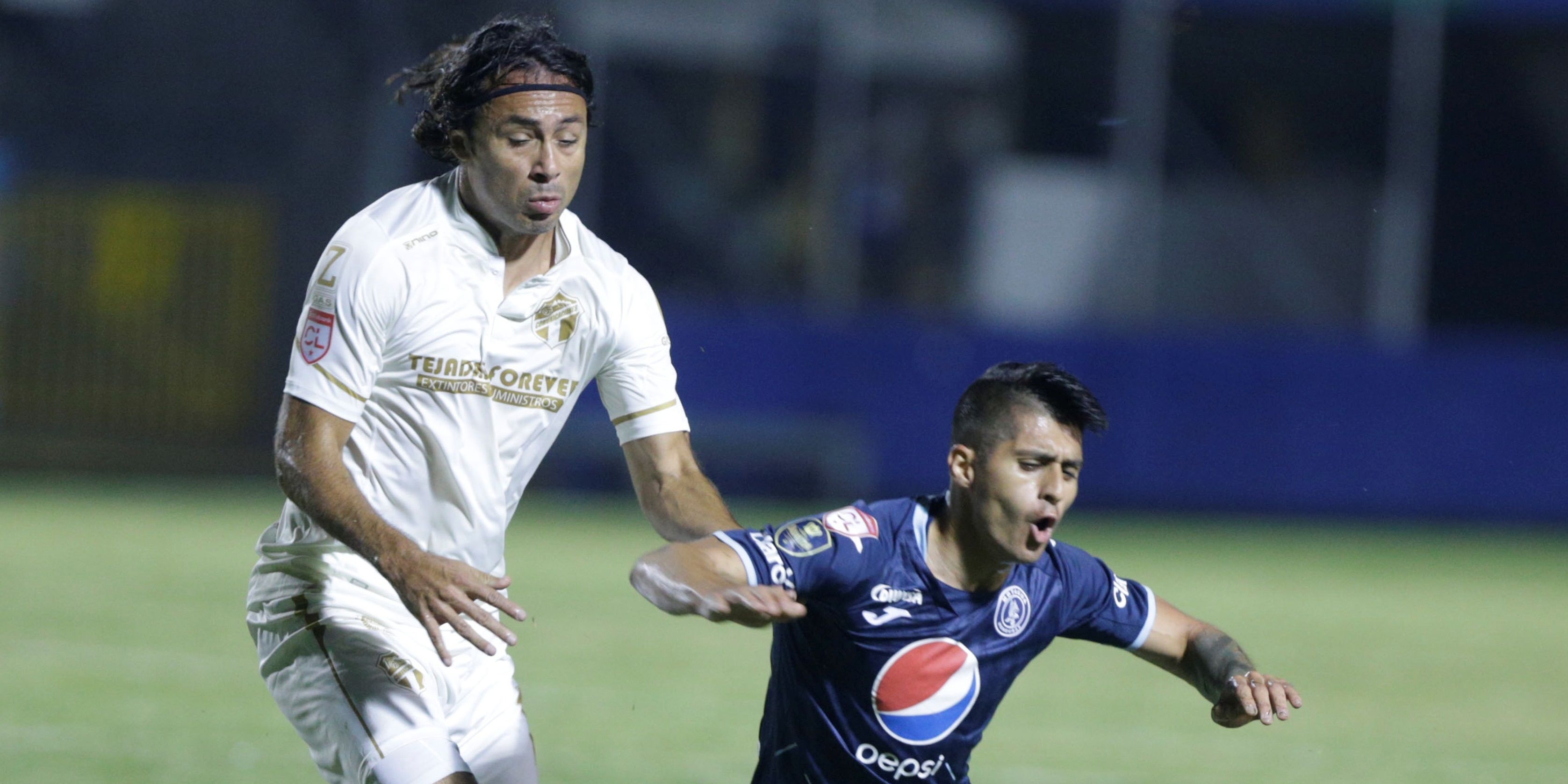 Comunicaciones se despidió de la Liga Concacaf. (Foto Prensa Libre: EFE)