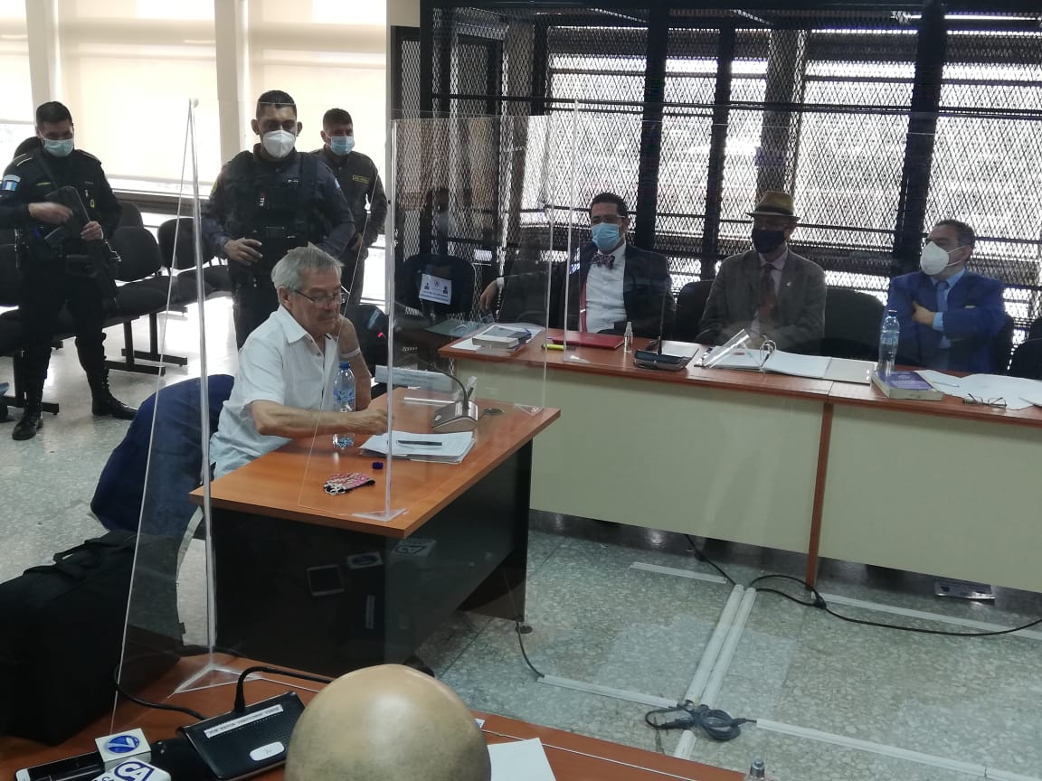 Audiencia de primera declaración de César Montes, sindicado de haber dado la orden para atacar a un grupo de soldado en Semuy 2, El Estor, Izabal. (Foto Prensa Libre: Érick Ávila)