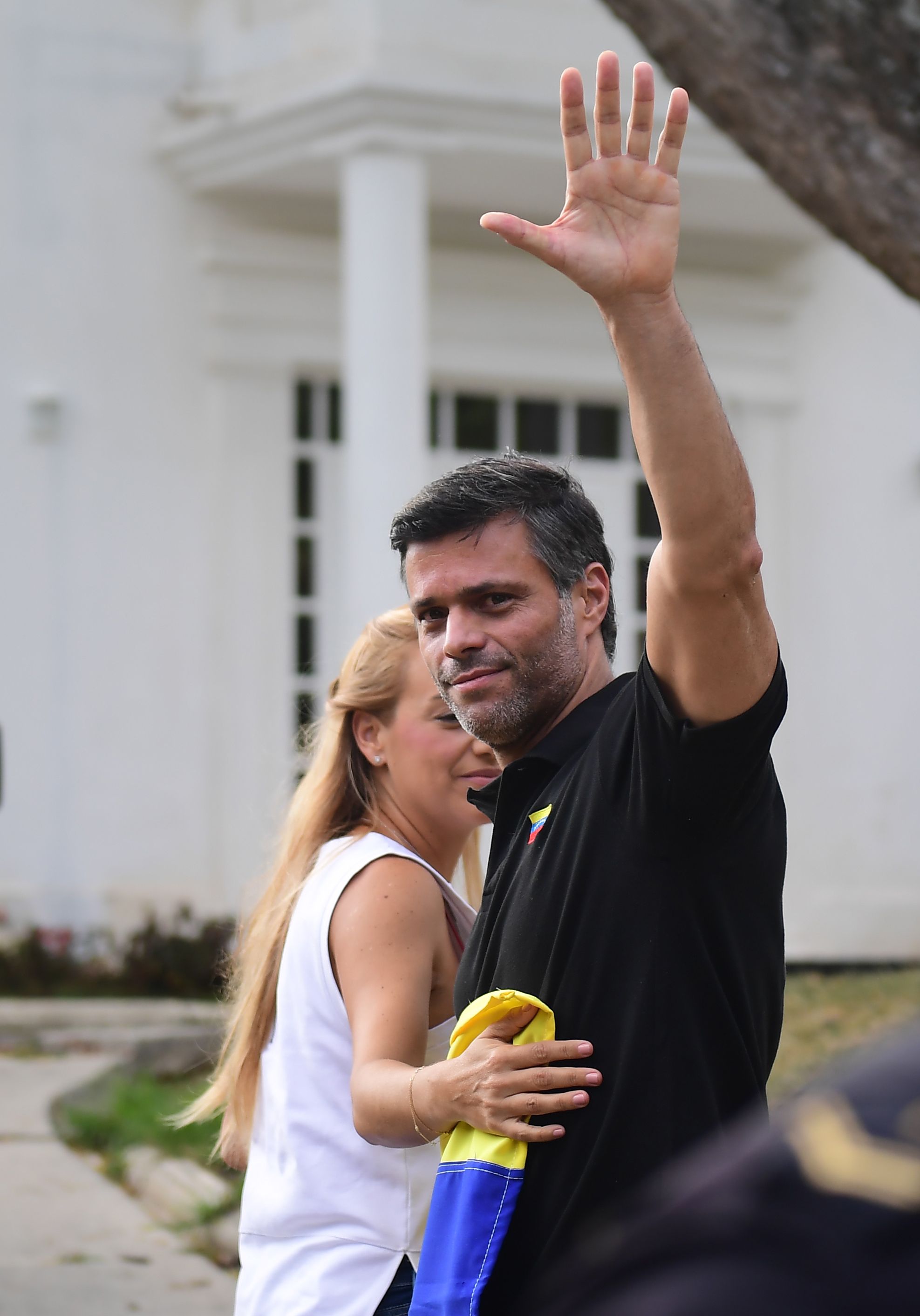 Leopoldo López salió de Venezuela y llegó a España. Foto Prensa Libre: AFP.