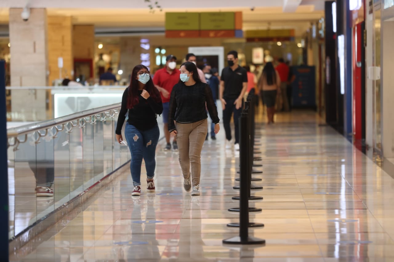 Se espera un impulso en el consumo tras el efecto estacional de las festividades de fin de año. (Foto Prensa Libre: Érick Ávila)