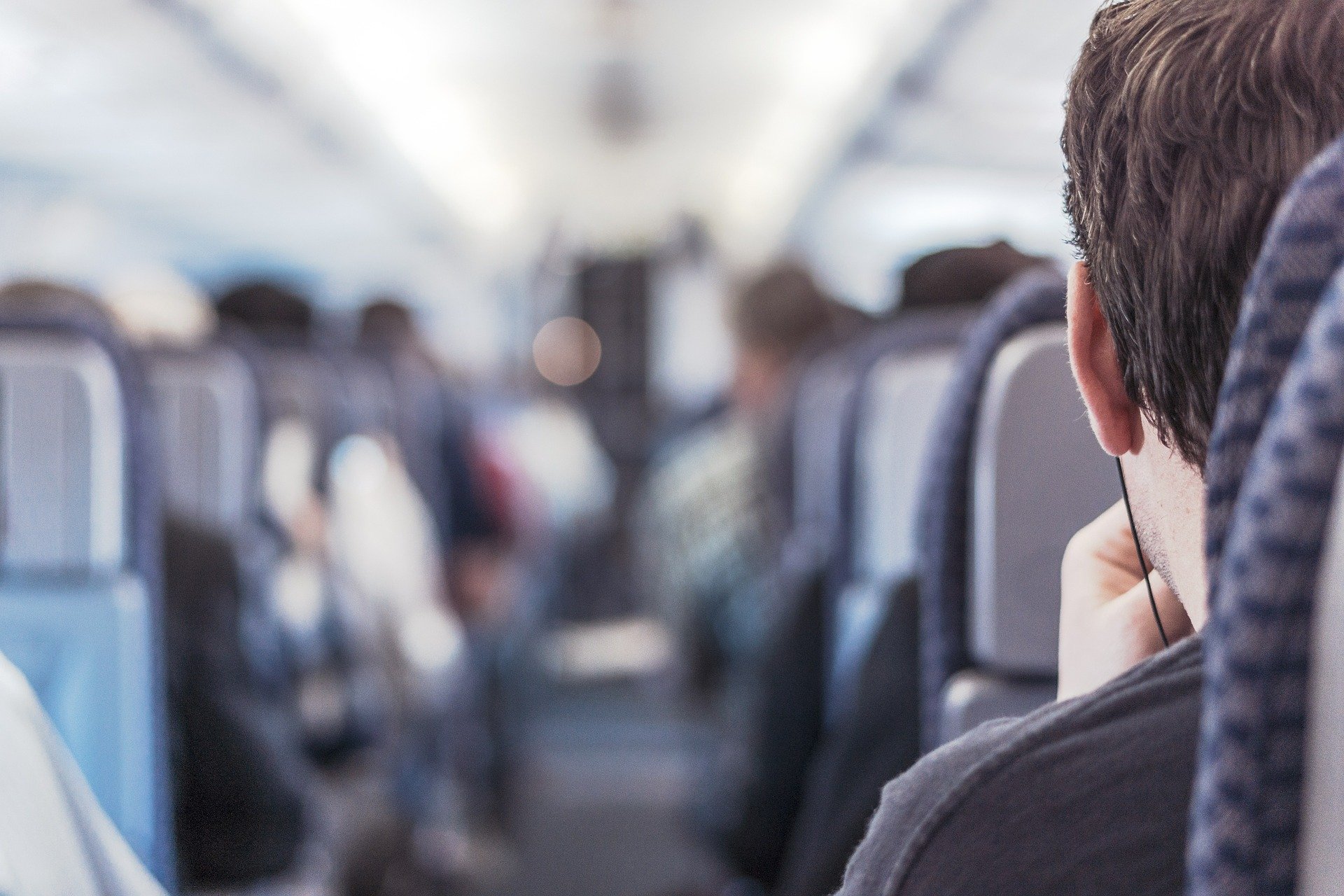 Cómo viajar seguro en avión