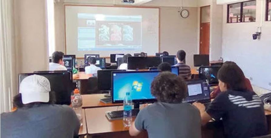 Dos universidades ya confirmaron que impartirán clases híbridas. (Foto: Hemeroteca PL)