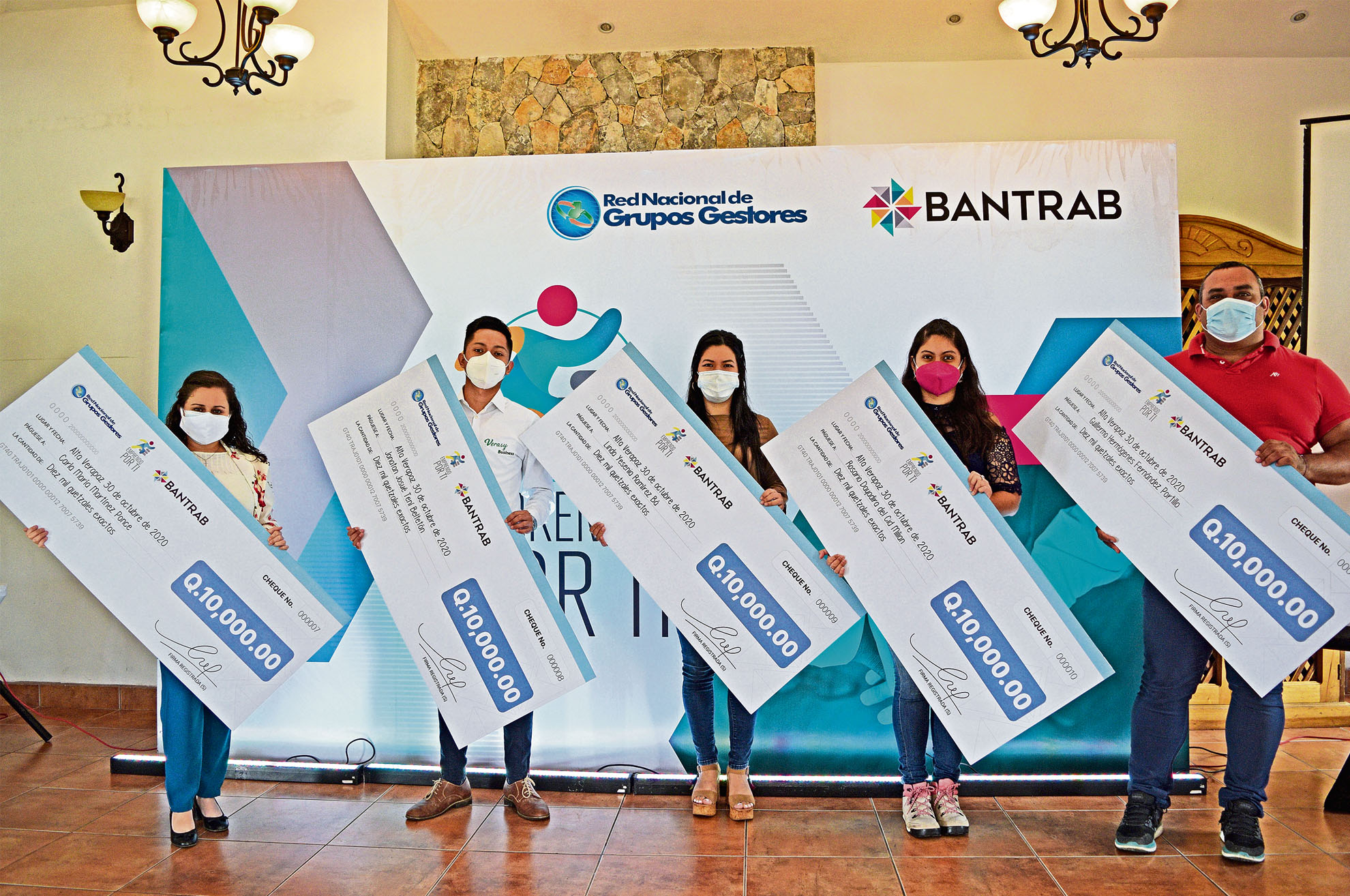Los negocios innovadores que ganaron capital semilla en Alta Verapaz fueron Charcutería y demás hierbas, Verasy App, Hippo, Color Artistic y Pro-Leben.