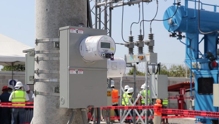 La demanda de energía cayó durante el confinamiento y luego empezó a recuperarse. (Foto, Prensa Libre: Hemeroteca PL).