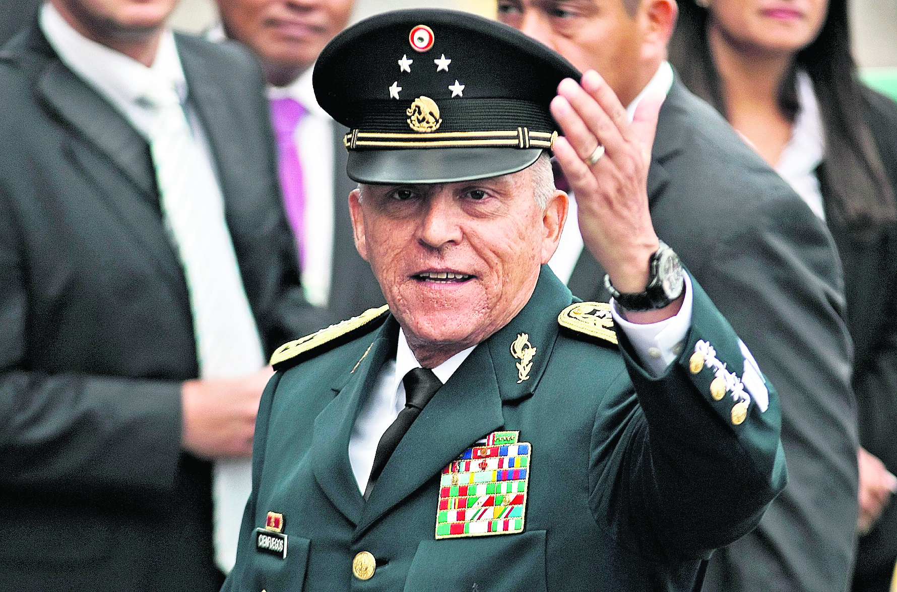 Fotografía de archivo del 15 de septiembre de 2017 del exsecretario de Defensa, Salvador Cienfuegos durante su participación en un acto protocolario en Ciudad de México.(Foto Prensa Libre: EFE/José Pazos)