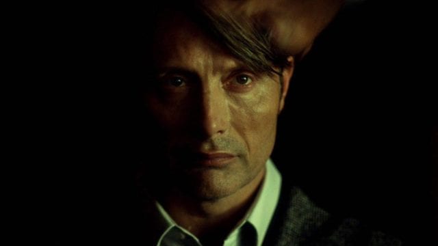 Actor Mads Mikkelsen que podría sustituir a a Johnny Depp en ‘Animales fantásticos y dónde encontrarlos 3’. (Foto Prensa Libre: Cortesía: NBC para Forbes) 