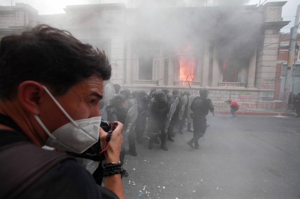 Material fotográfico del periodista Carlos Sebastián durante la jornada #21N.