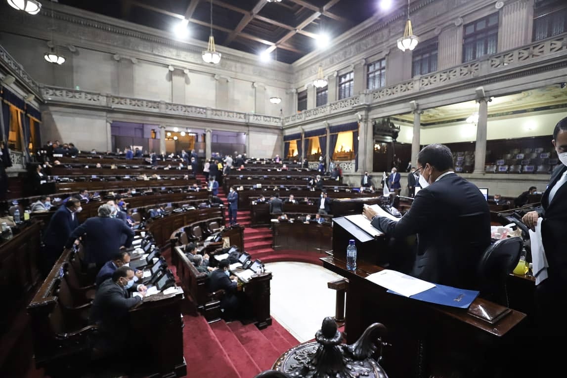 En las sesiones plenarias de este año ha sido recurrente la inasistencia de diputados, excepto para la relección de Junta Directiva y el presupuesto 2021. Fotografía: Congreso.  