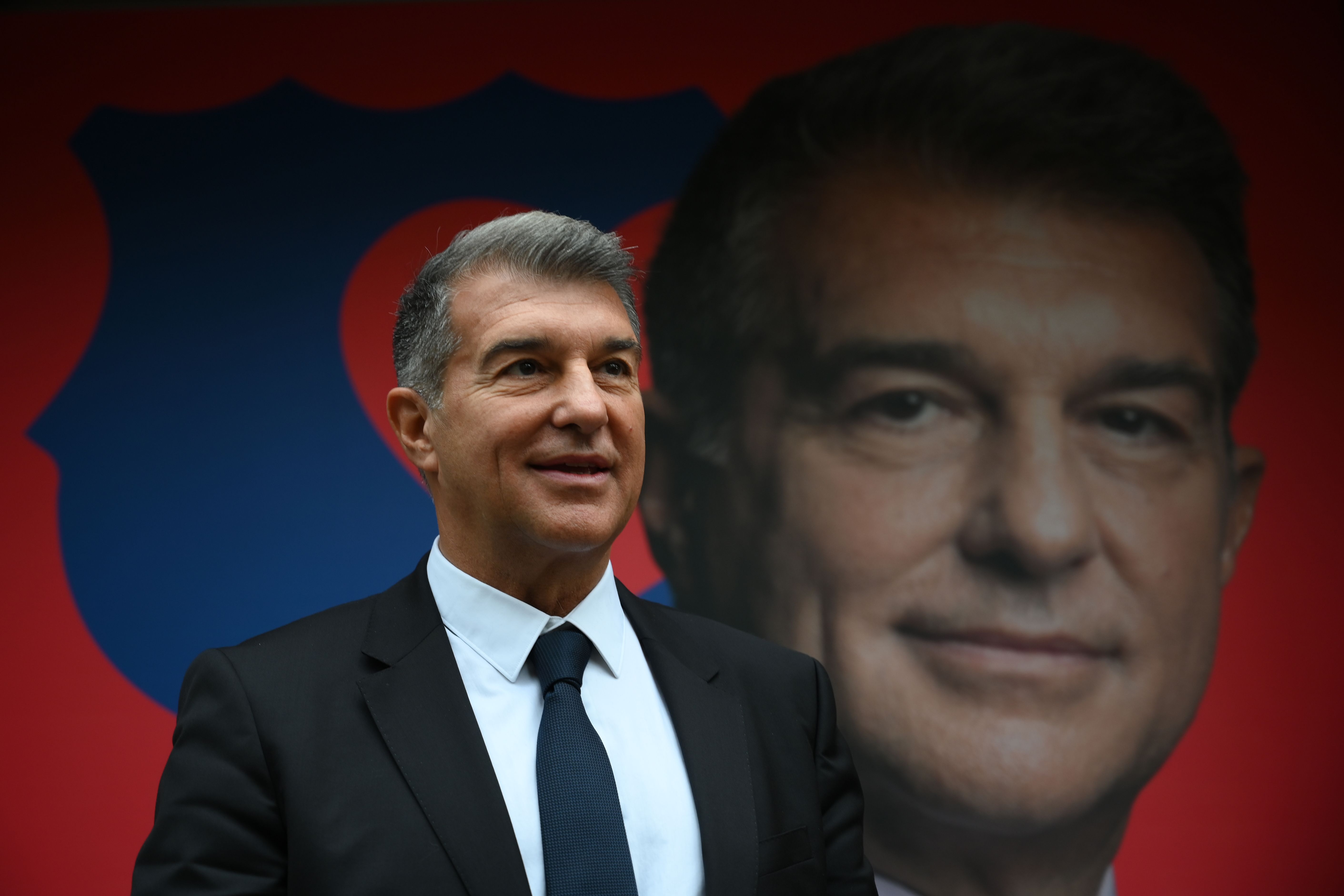 Joan Laporta es uno de los candidatos a la presidencia del FC Barcelona y también es uno de sus expresidentes. (Foto Prensa Libre: AFP)