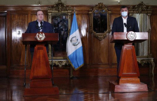 El 4 de diciembre, Giammattei y Castillo transmitieron un mensaje de unidad en el Ejecutivo luego de las críticas del vicepresidente hacia su compañero de fórmula. (Foto: Hemeroteca PL)