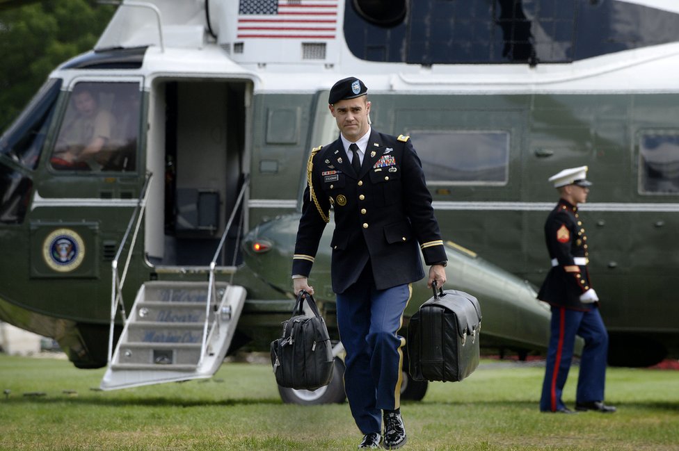 El maletín nuclear viaja a todos los lugares a los que el presidente de Estados Unidos va.