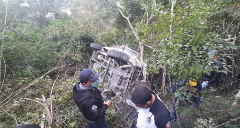 Lugar donde murió Luis Augusto Rivera Reyes.(Foto Prensa Libre: Bomberos Voluntarios)