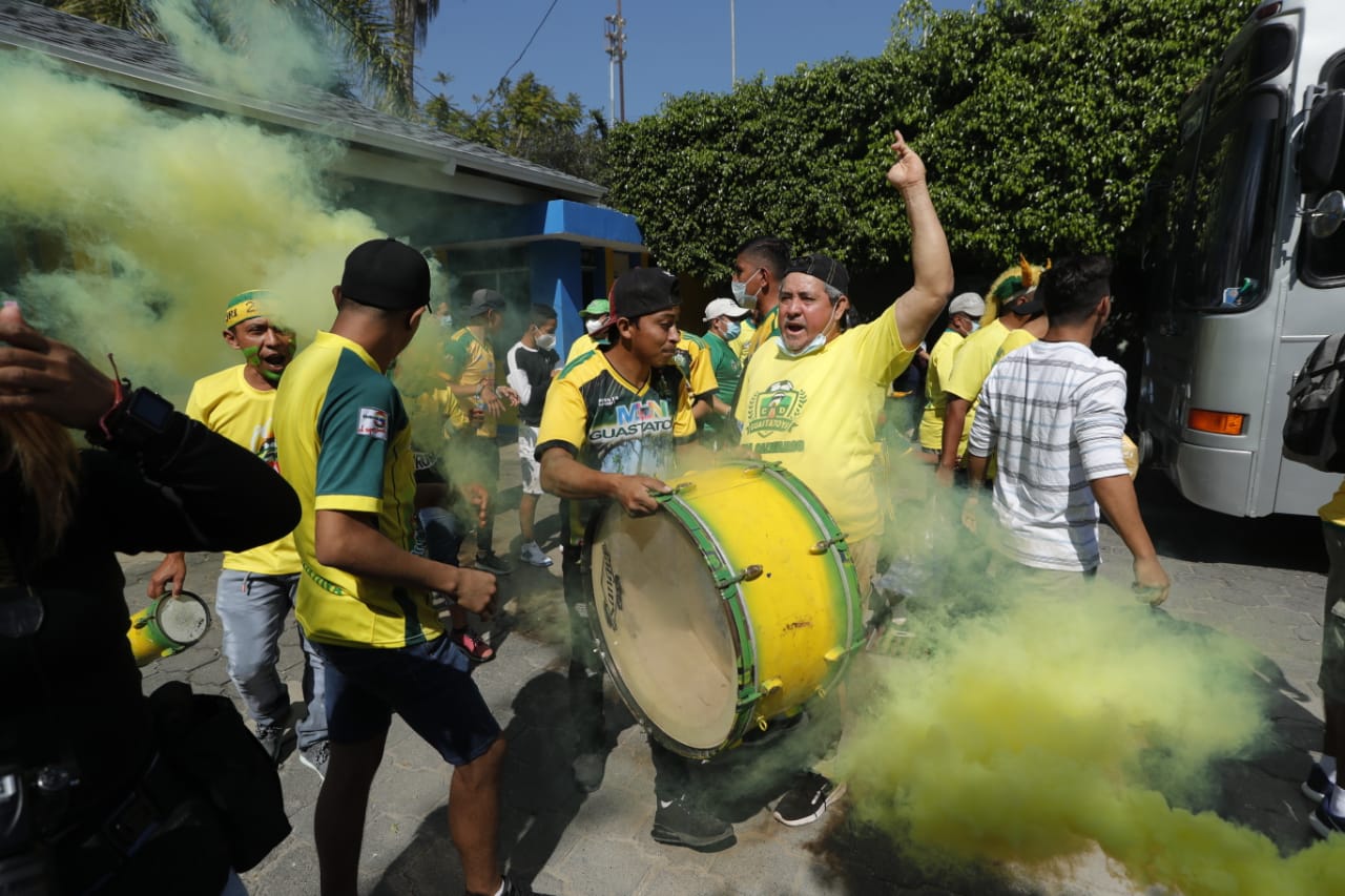 La afición de Guastatoya podrá alentar en las gradas del estadio Doroteo Guamuch Flores a su equipo. (Foto Hemeroteca PL).