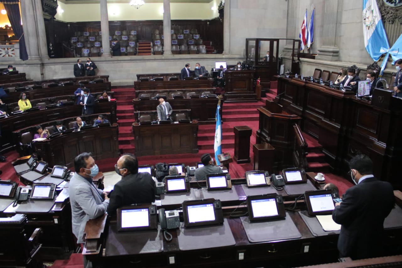 Los diputados no incluyeron la recepción de señalamientos contras aspirantes a la CC. Fotografía: Congreso. 