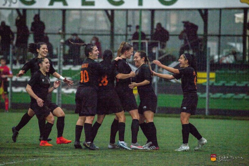 Ana Lucía Martínez contribuyó con sus goles en la victoria  del Roma CF. (Foto Roma CF).