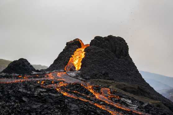 Cuando se produjo la erupción se prohibió el acceso. (Foto Prensa Libre: AFP)