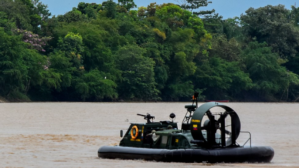 Es la primera vez que se produce una escalada de tensión entre el ejercito venezolano y un grupo armado colombiano.