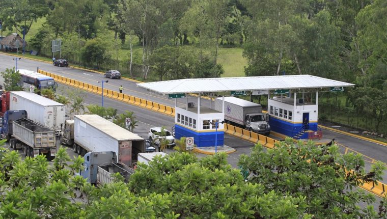 La Cámara Guatemalteca de Alimentos y Bebidas hizo un llamado a los gobiernos centroamericanos, a que generen las condiciones necesarias para incentivar el comercio regional. (Foto Prensa Libre: Hemeroteca)