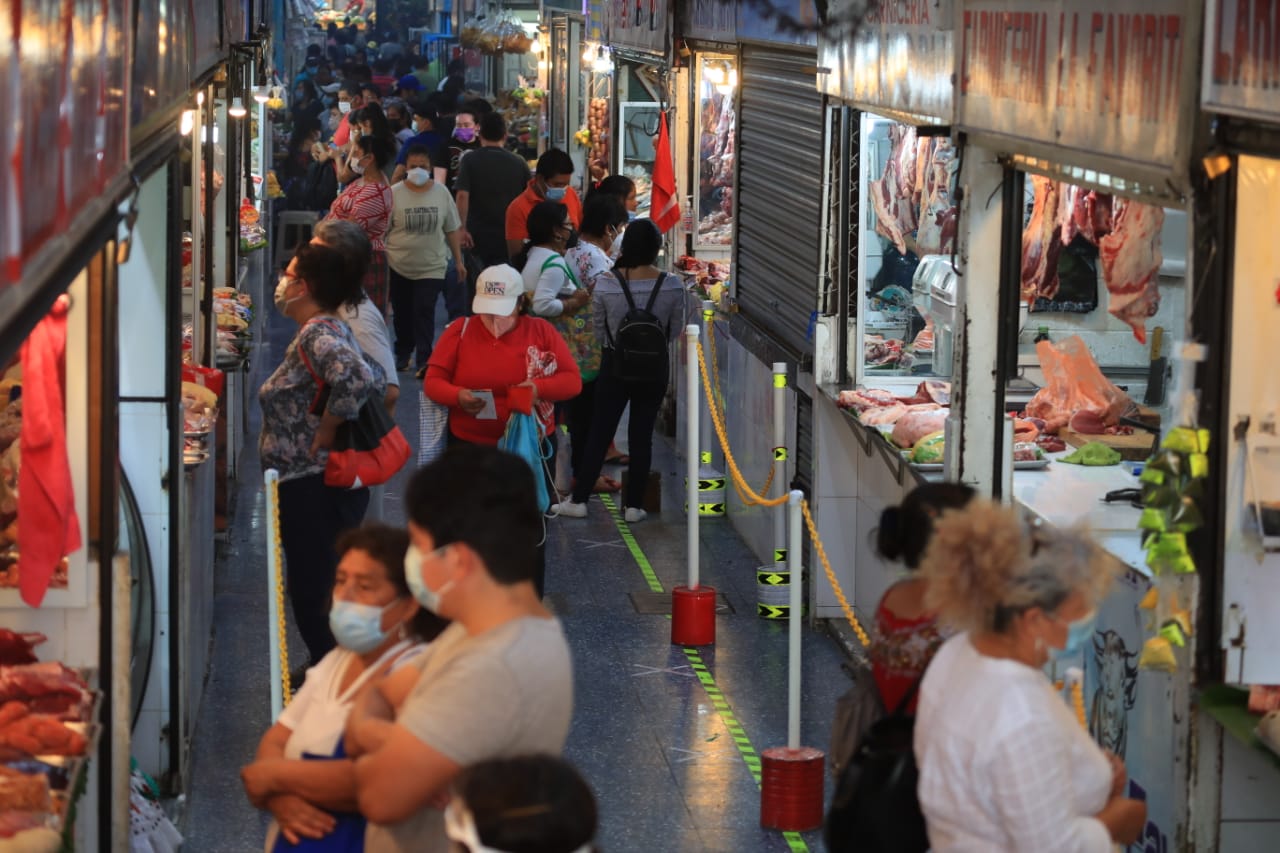 Algunos precios de productos que integran la Canasta Básica de Alimentos registraron alzas en abril, según el IPC. (Foto Prensa Libre: Hemeroteca) 