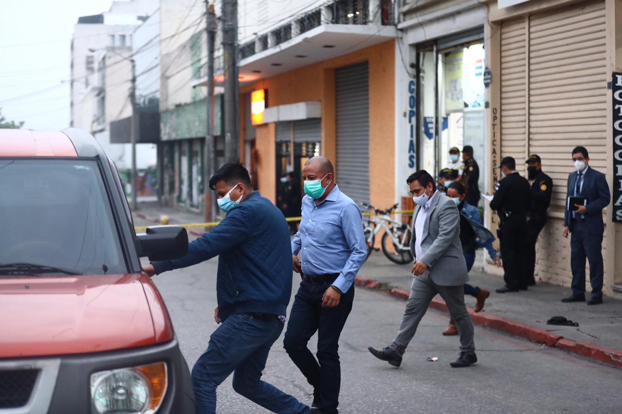 El diputado Aldo Dávila estuvo involucrado en un hecho armado en la zona 1 de la capital, del cual salió ileso. (Foto Prensa Libre: Fernando Cabrera)