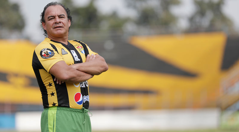 Juan Manuel Davila es una de las grandes figuras del futbol, con Aurora FC ganó tres títulos de Liga. (Foto DCA).