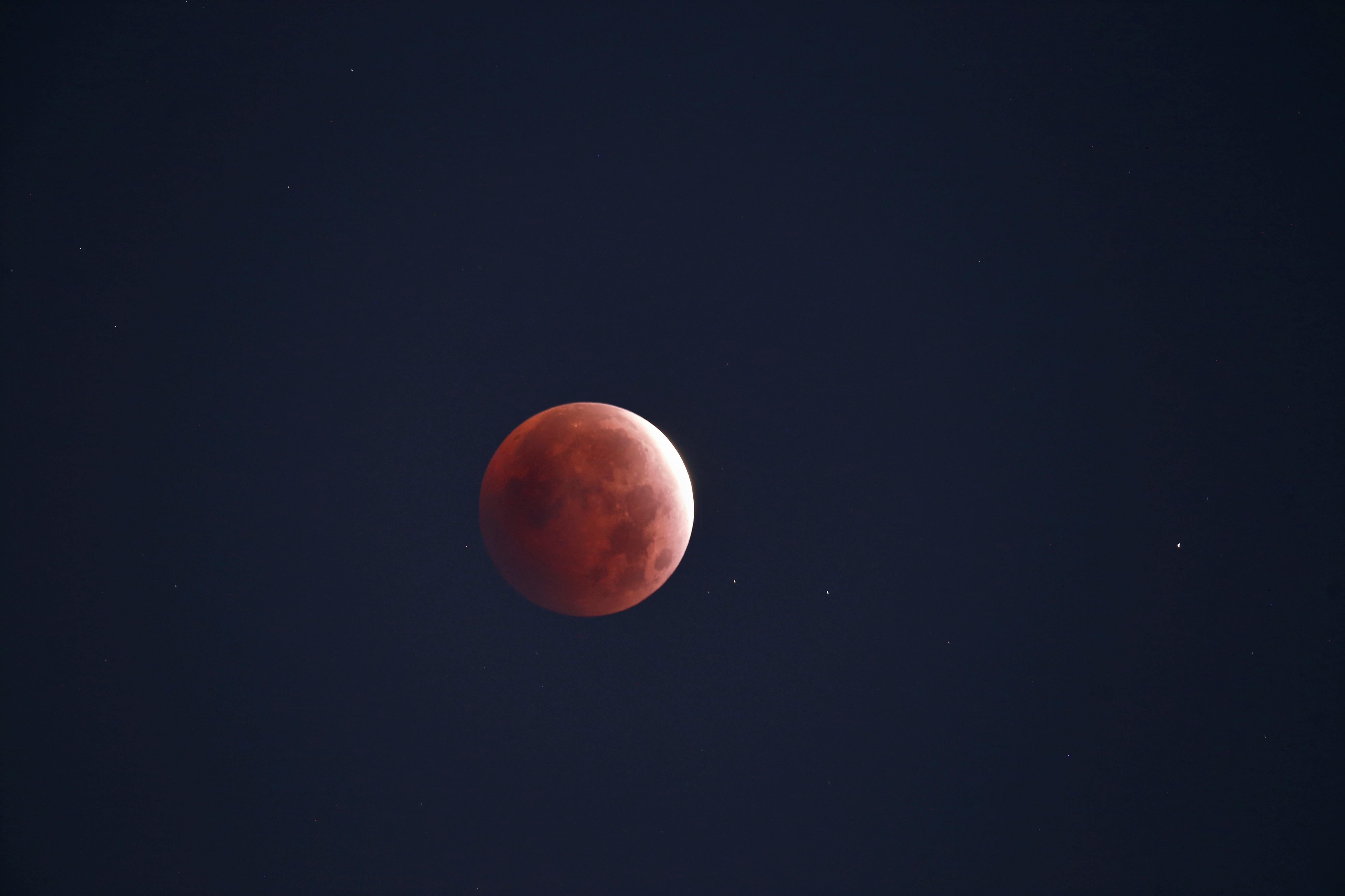 Foto de una Luna Roja