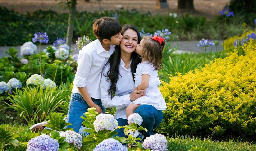 Luisa Vidal opina que durante el confinamiento se conectó más con su familia y convivieron mejor. (Foto Prensa Libre: cortesía).